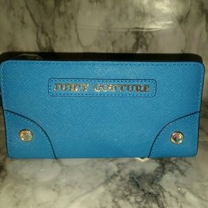 Juicy Couture Continental Wallet